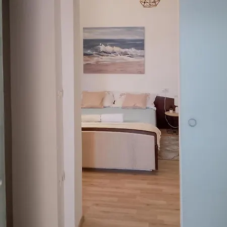 Stunning In With Kitchen Apartment
